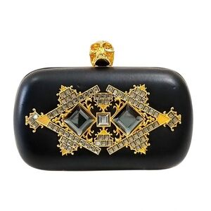 ✨🛍️ Alexander McQueen Black Leather & Swarovski Crystal Skull Box Clutch